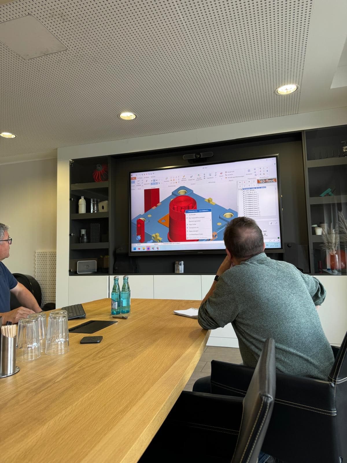CAD-Konstruktionsbesprechung im BKM-Team